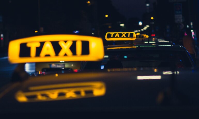 Rezultati poslovanja poduzetnika u djelatnosti taksi službe u 2021. godini